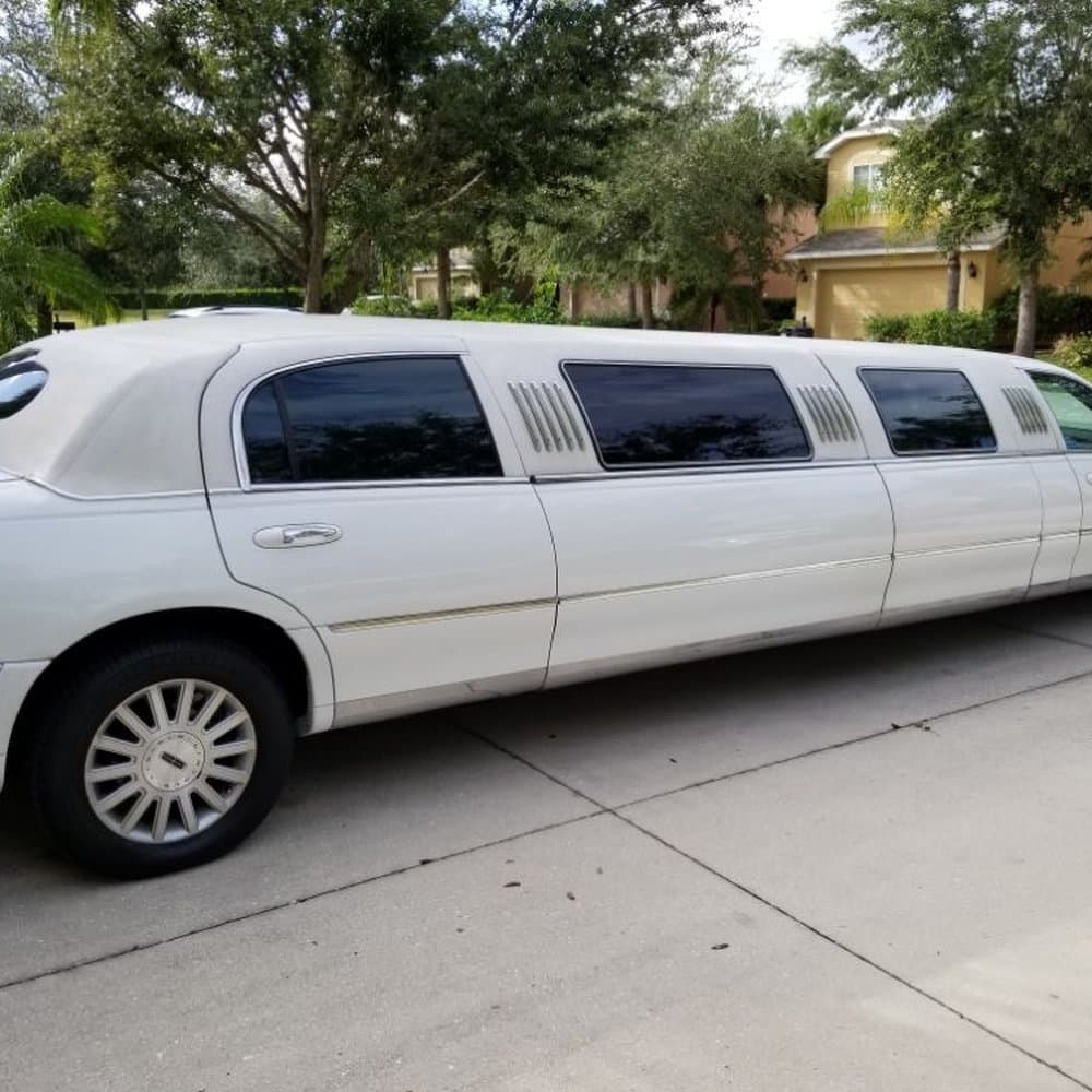 7 Reasons Airport Limo YVR Will Transform Your Travel Experience