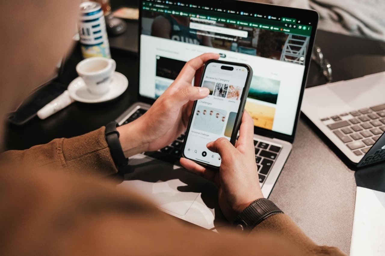SMM Panel Buying Guide: What to Look for in 2025