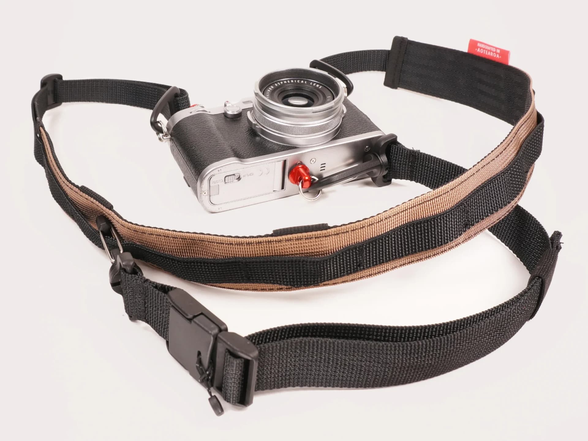 4JLEDR Shop Offers Timeless Camera Strip Designs in UK