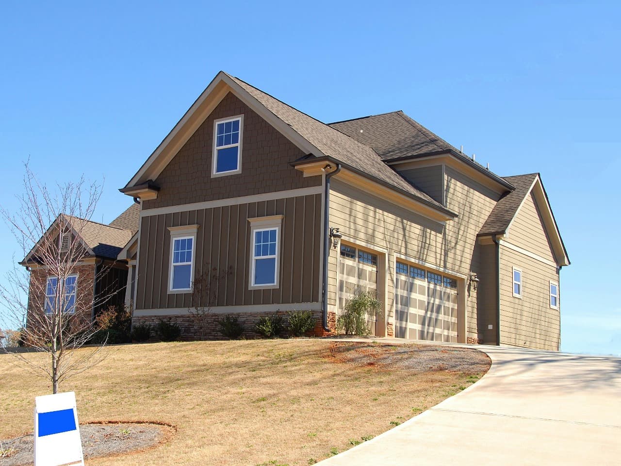Pros and Cons of Metal Roofing Every Homeowner Should Know