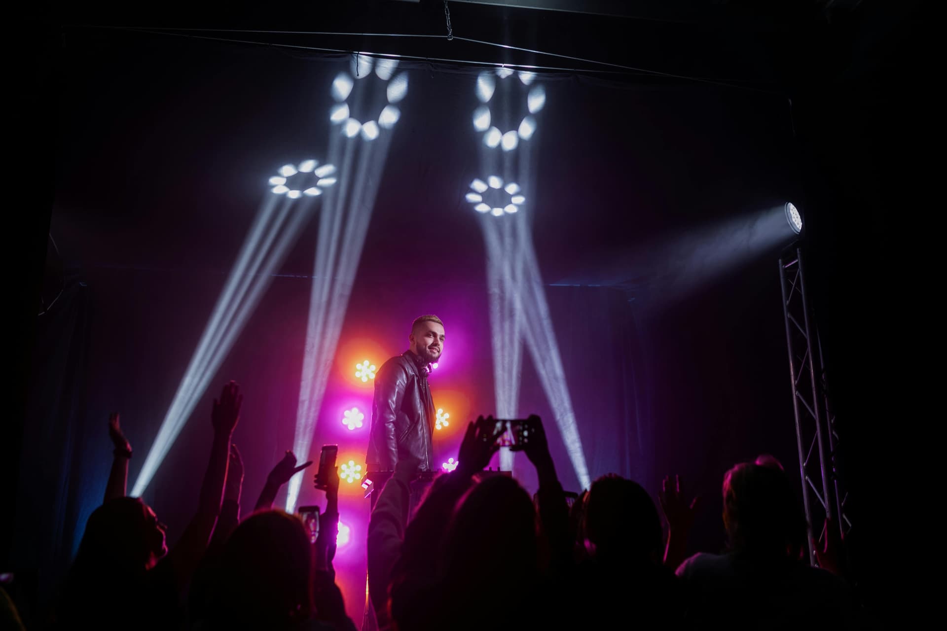 San Juan Nightclubs: Where to Experience the Best Vibes