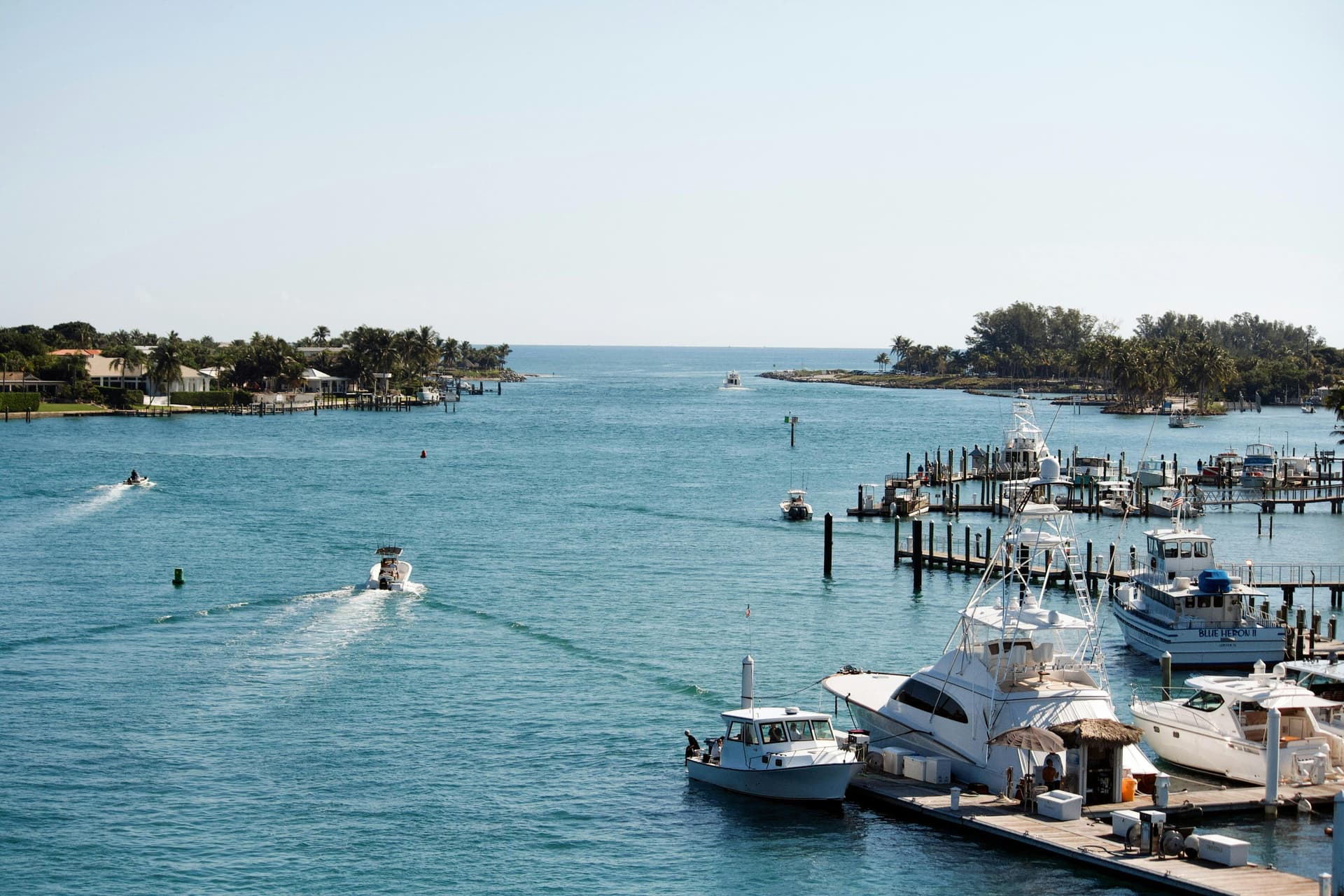 Floating Docks Designed for Safety, Durability, and Style