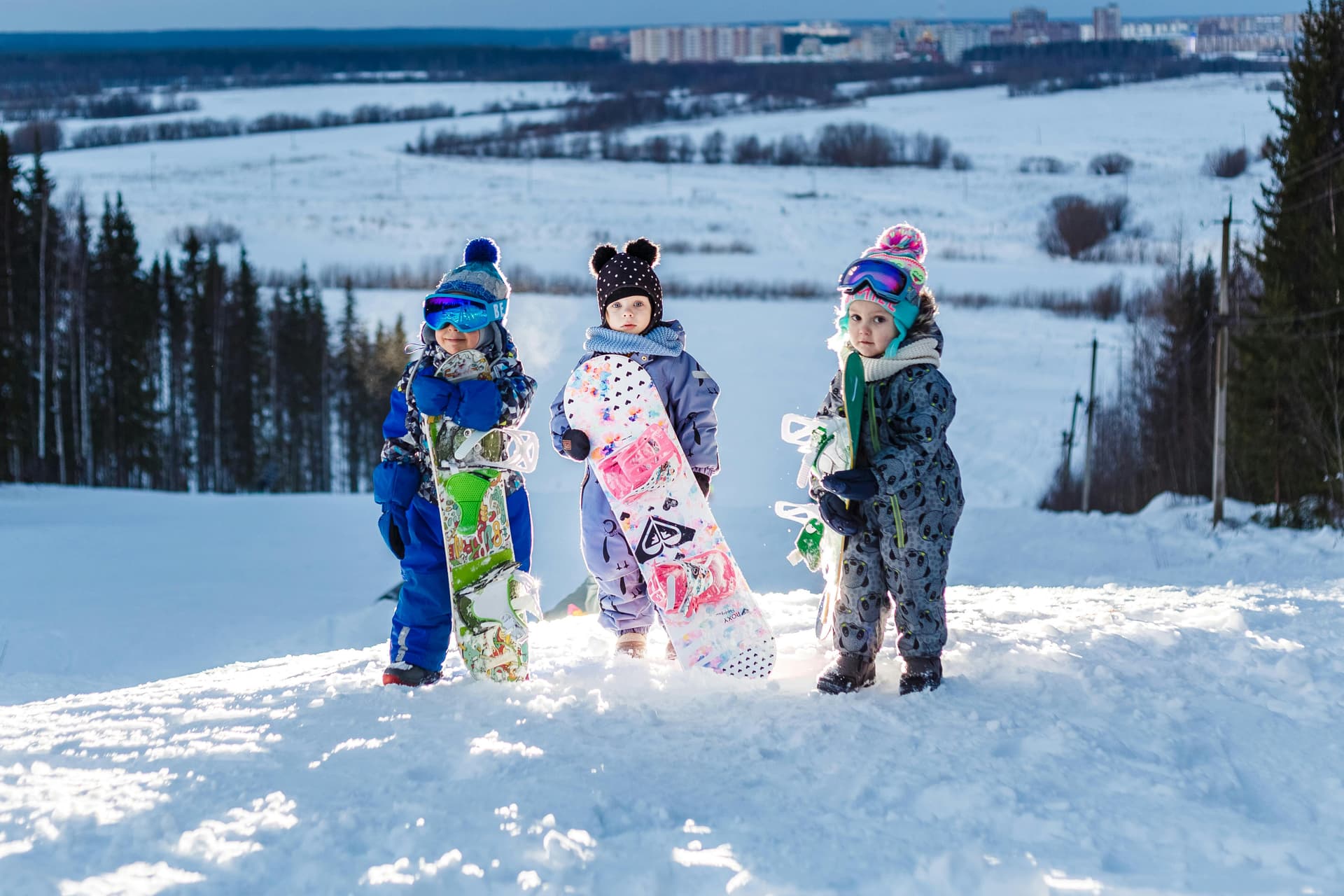 Junior Ski Rentals Near Ragged Mountain for Young Skiers