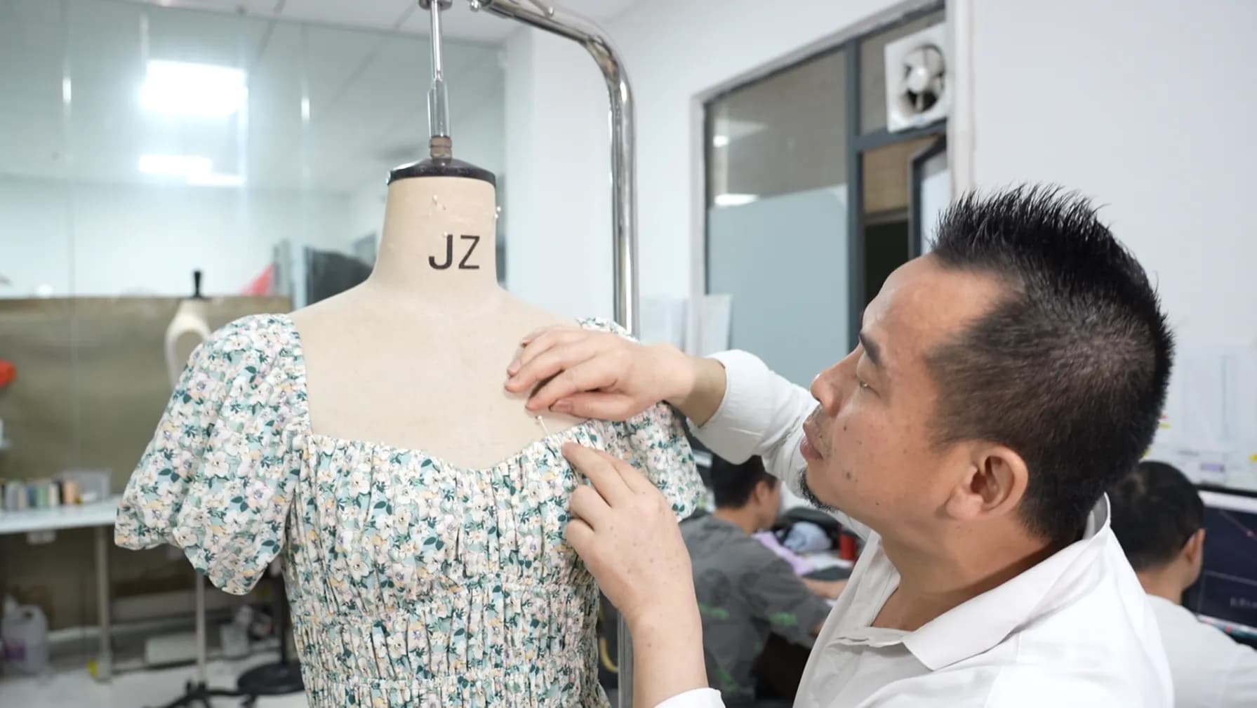 Professional Apparel Manufacturer China for Trendy Women’s Clothing