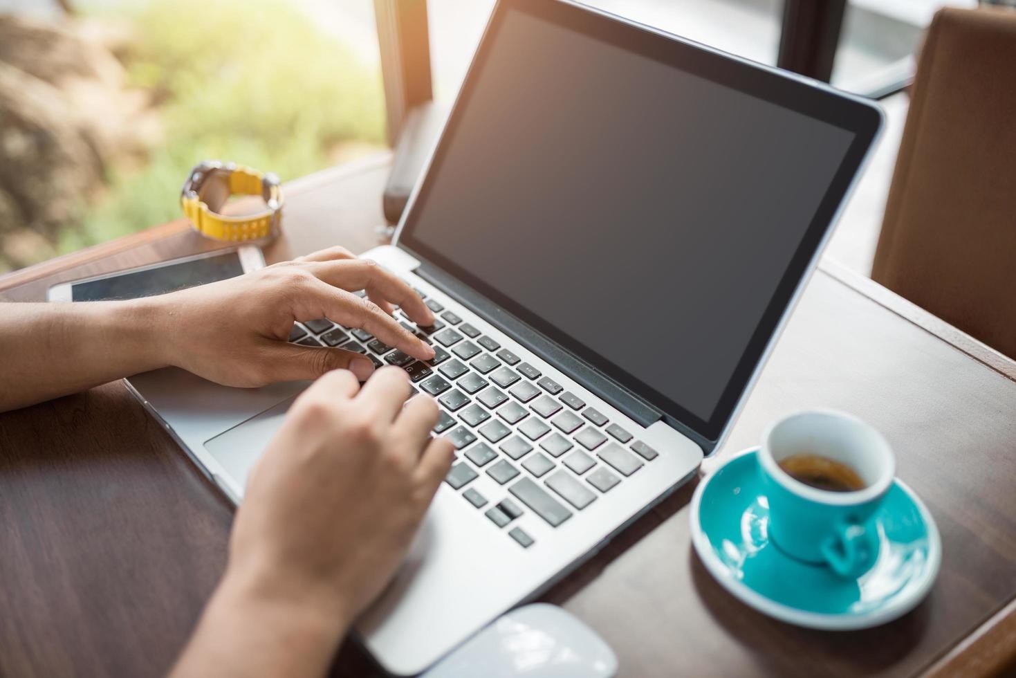How Monthly SEO Services Drive Long-Term Traffic