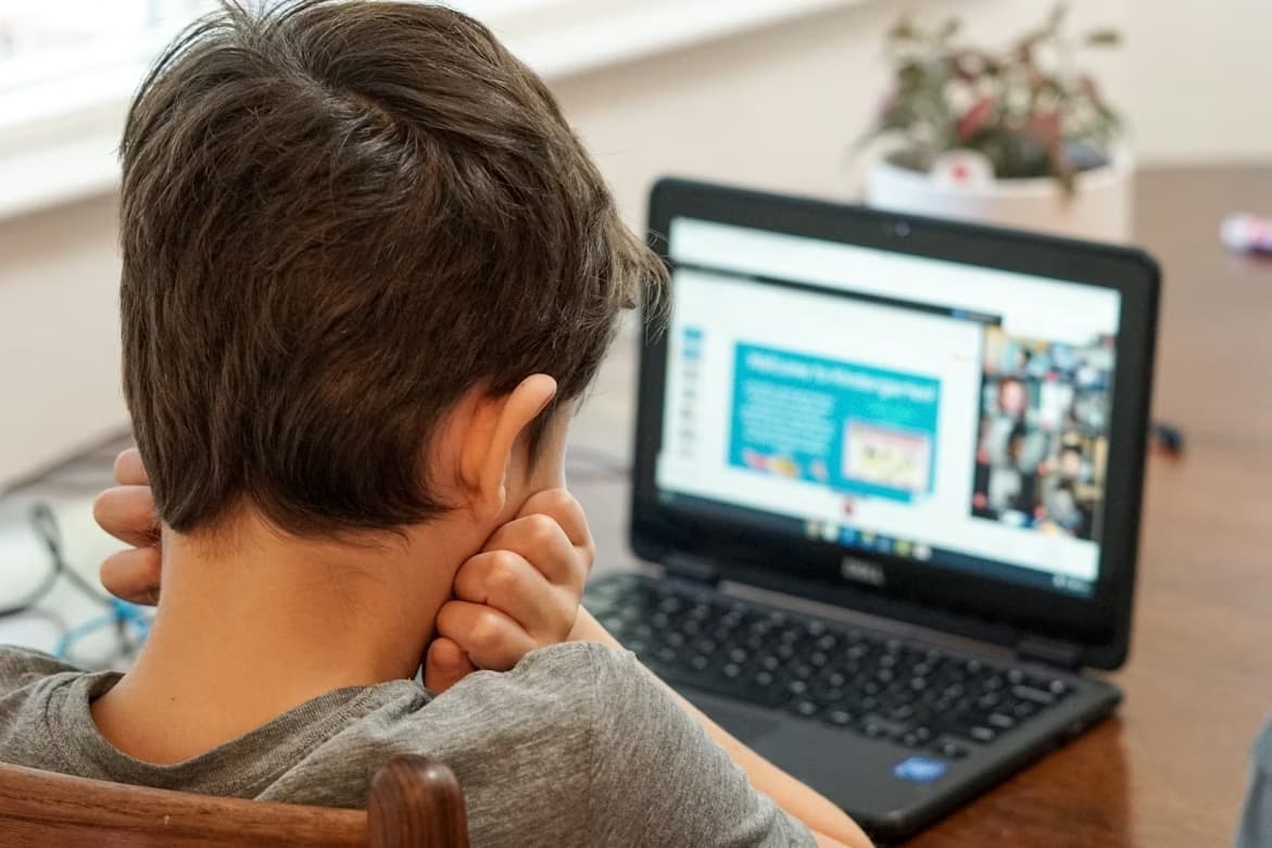 New Research From Effat University Points to a Missing Piece in Cyberbullying and Suicide Prevention