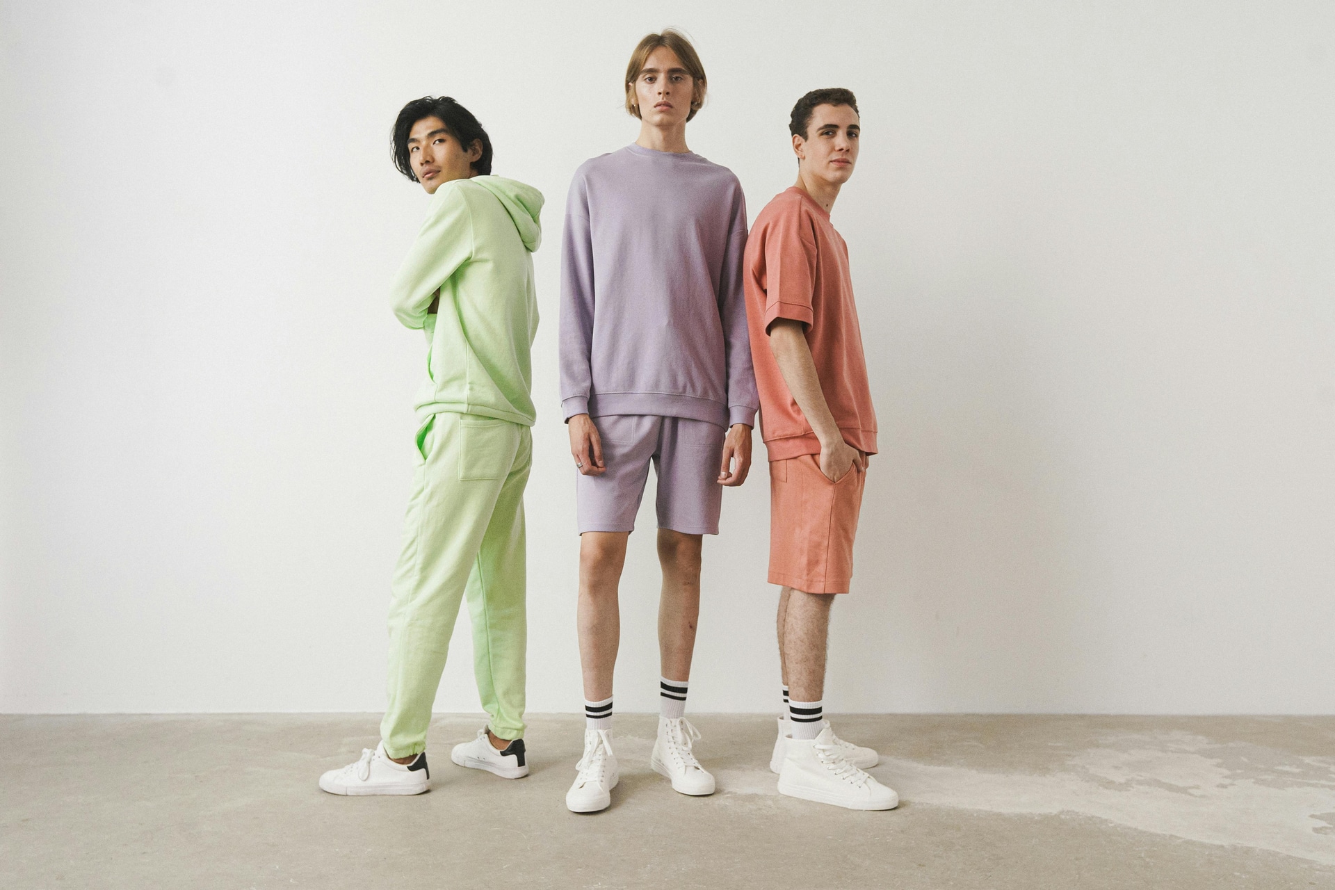 Classic Crew Neck Sweatshirt Styles for Everyday Comfort