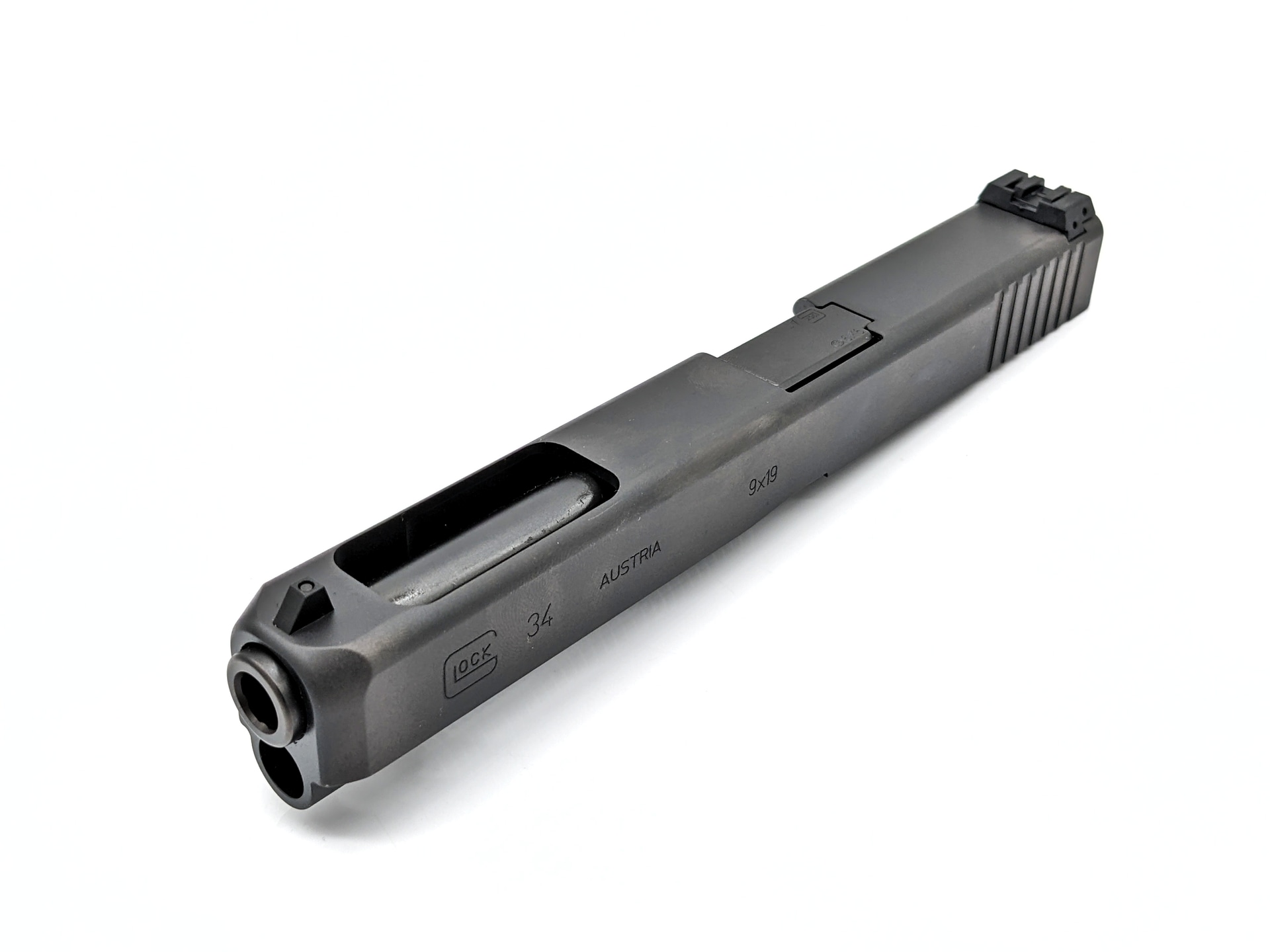 Glock 17 Gen 5 slide for Precision Engineering and Reliable Performance