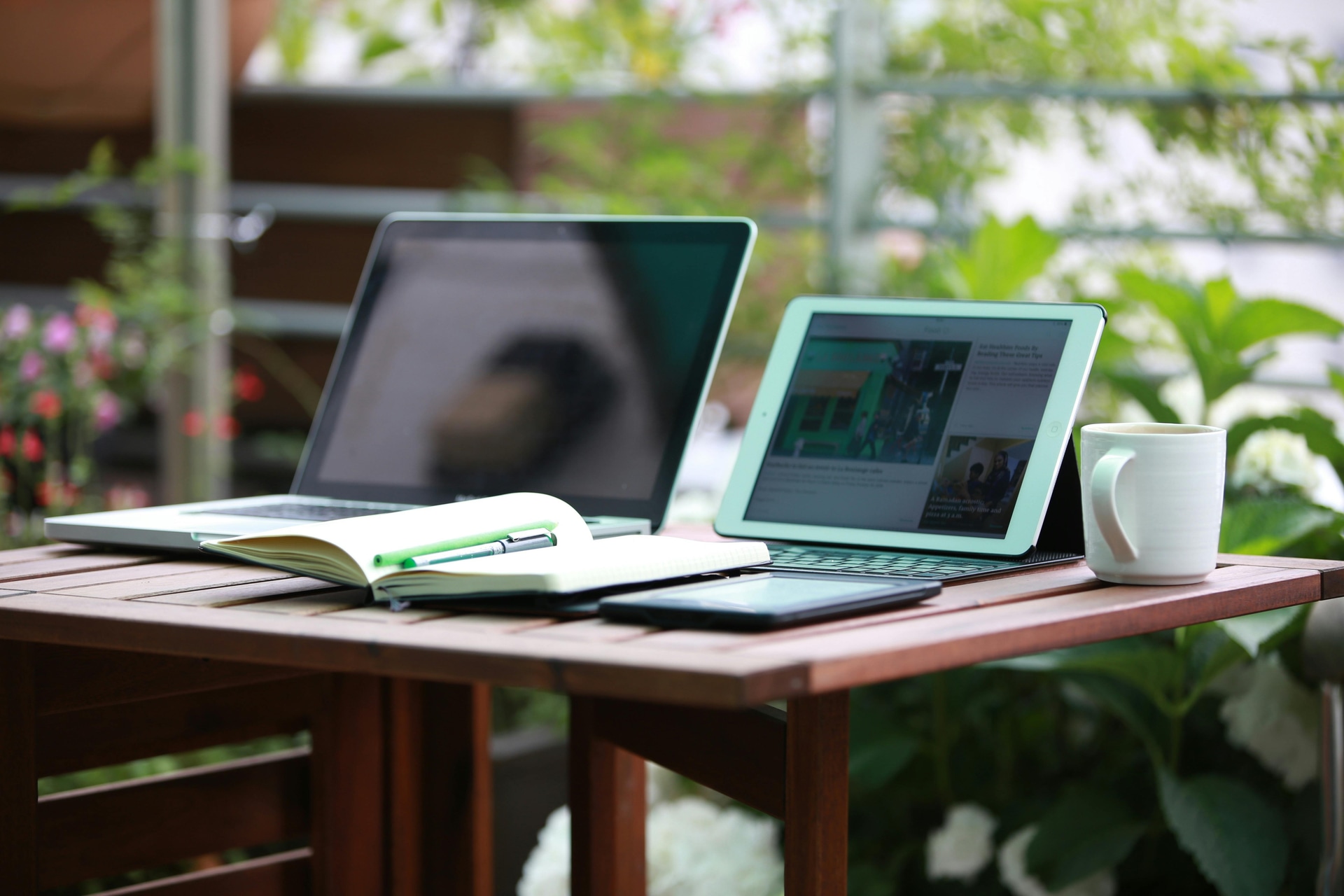 Behind the Scenes of My UK Lifestyle Blog Journey