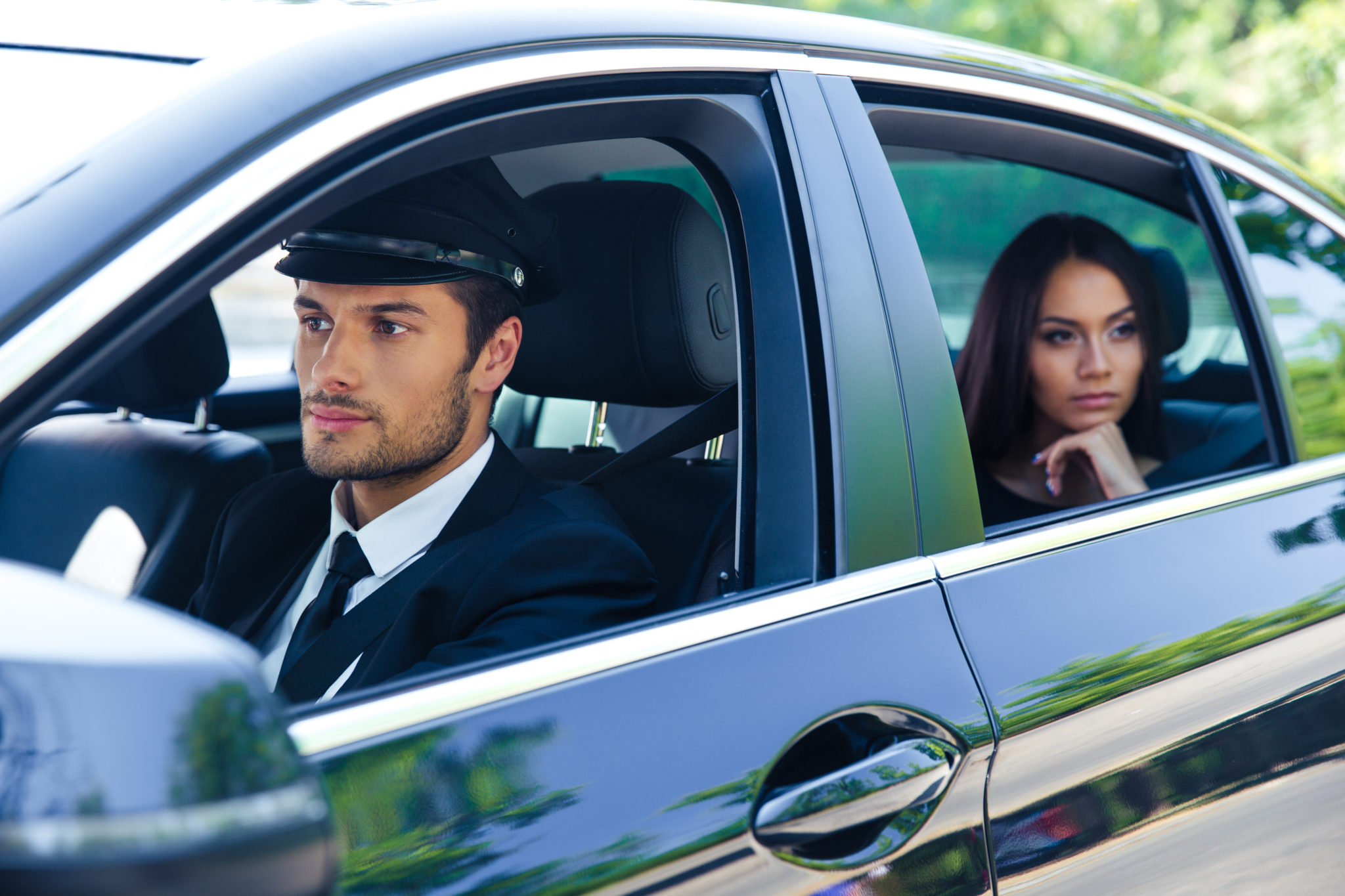 Reliable LGA Car Service with Meet & Greet Pickup