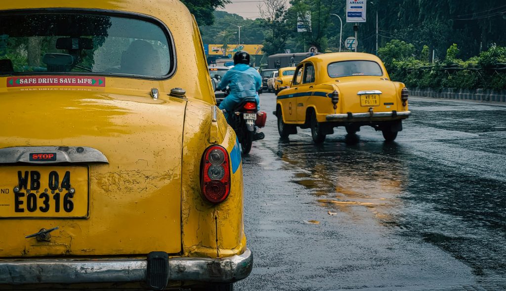 Reliable Taxi Travel in Virginia Water