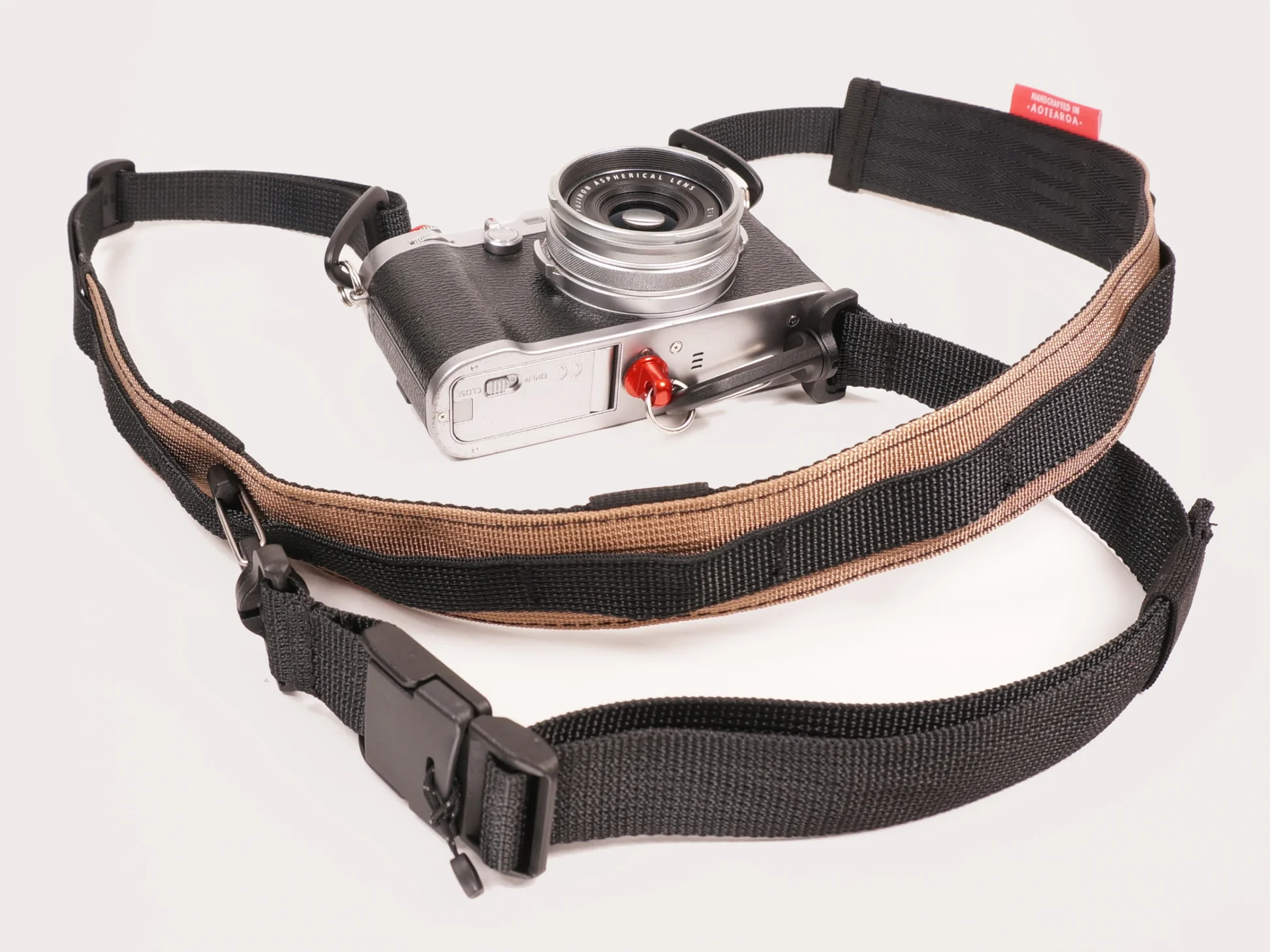 4JLEDR Shop Offers Timeless Camera Strip Designs in UK